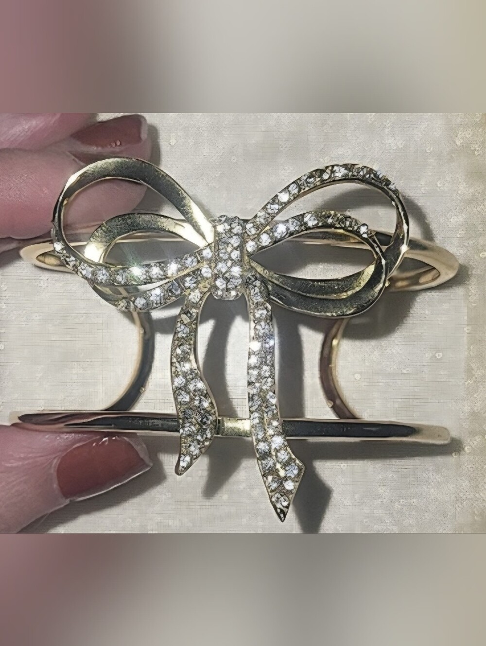 NWT Vince Camuto gold bow open bangle bracelet,  clear rinestones